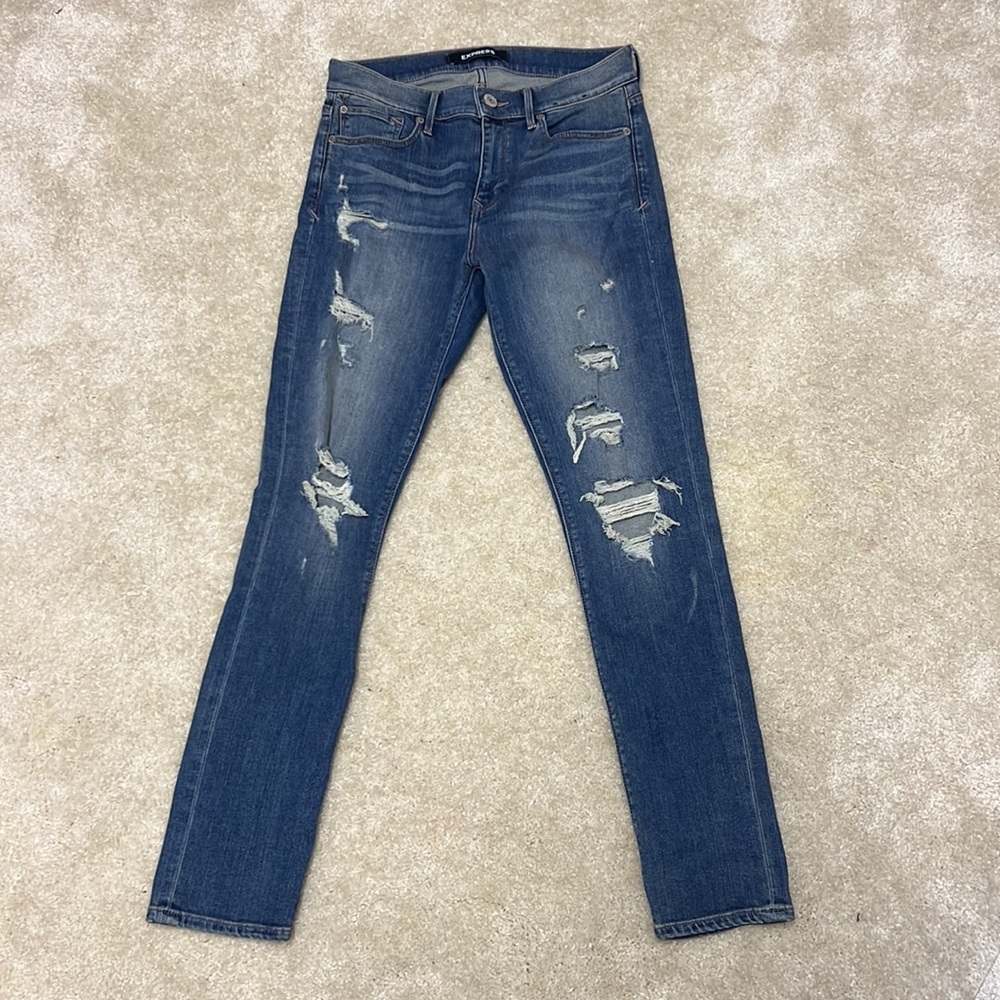 Super Skinny Mid Rise Jeans